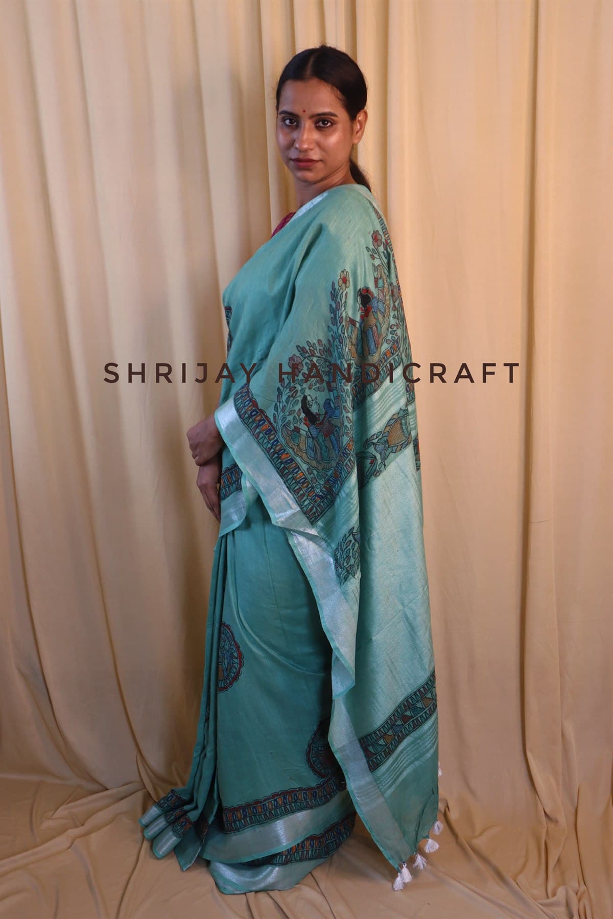 Vibrant Peacock Border Saree